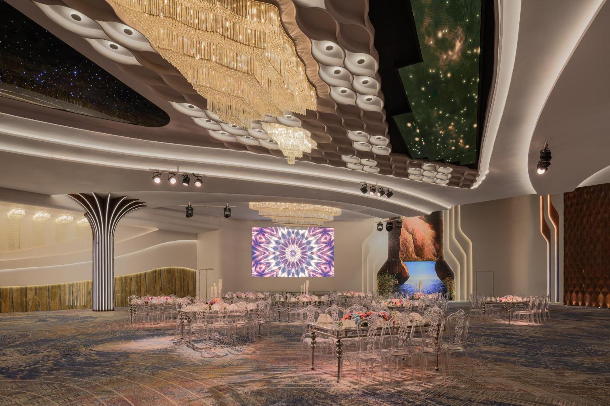Mirage Hotel & Conference Center Alexandria Exterior foto The interior of the ballroom