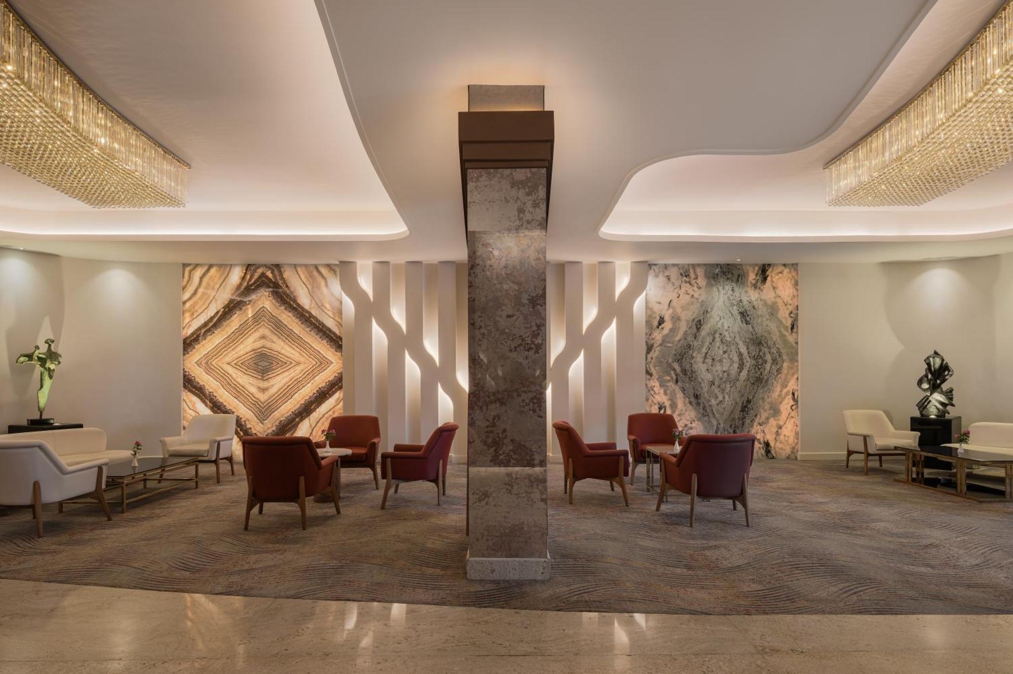 Mirage Hotel & Conference Center Alexandria Exterior foto Lobby